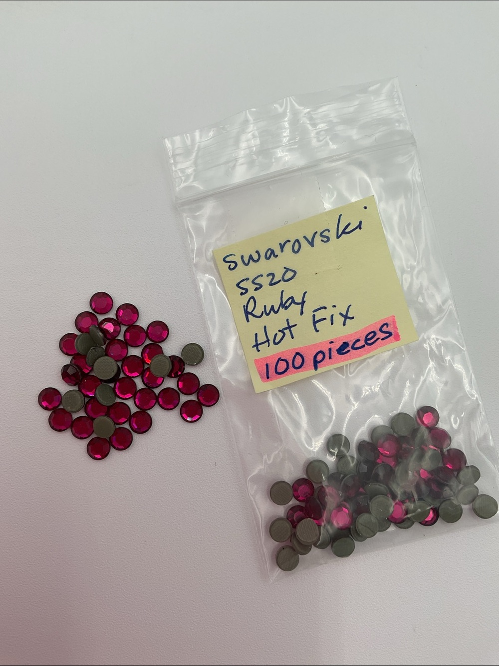 Swarovski • Color: Rose, 2028 XILION Rose Hotfix Rhinestones
